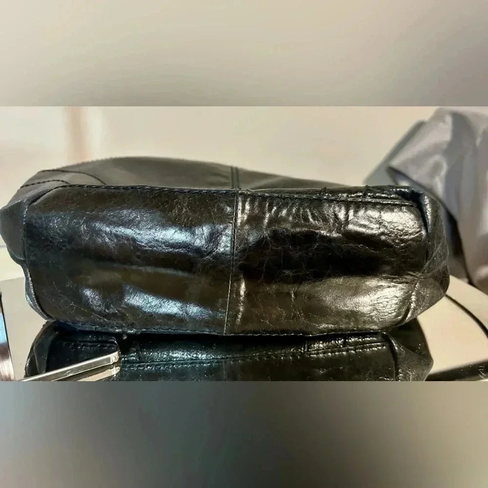 Gently Used FOSSIL Black Leather Shoulder Bag